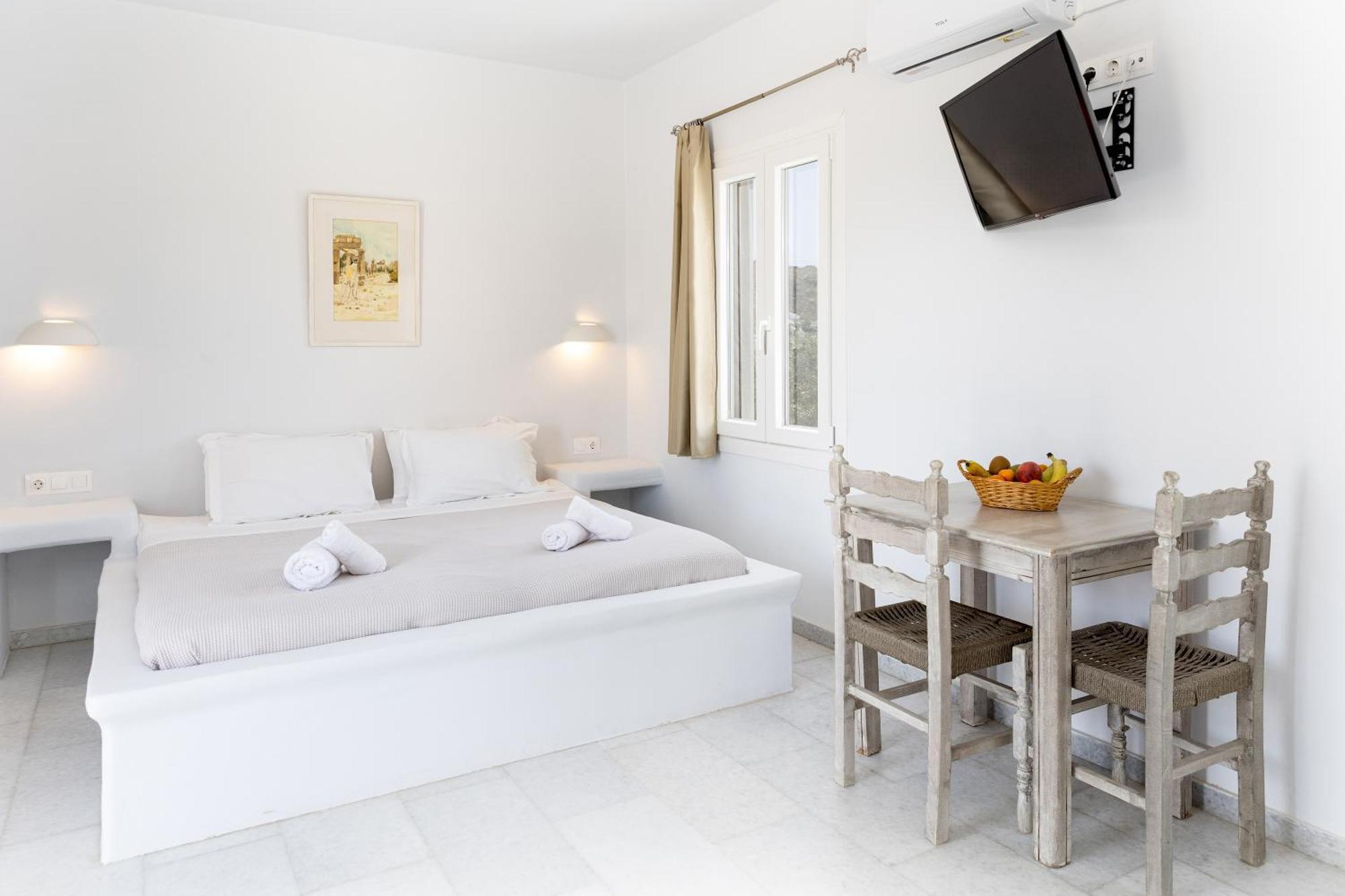 Helios Beach Studios Plaka  Exterior photo